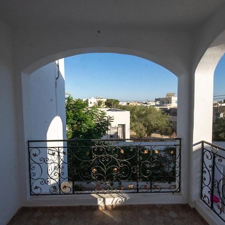 Villa Meublee Avec Piscine Et Abri De Voiture Erriadh Exterior foto