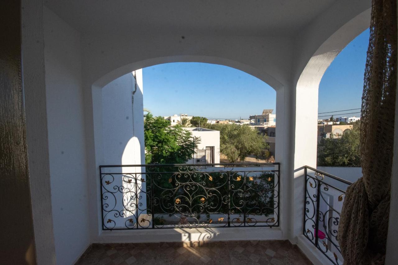Villa Meublee Avec Piscine Et Abri De Voiture Erriadh Exterior foto